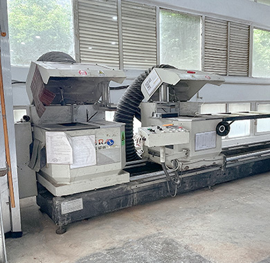 Cutting machine